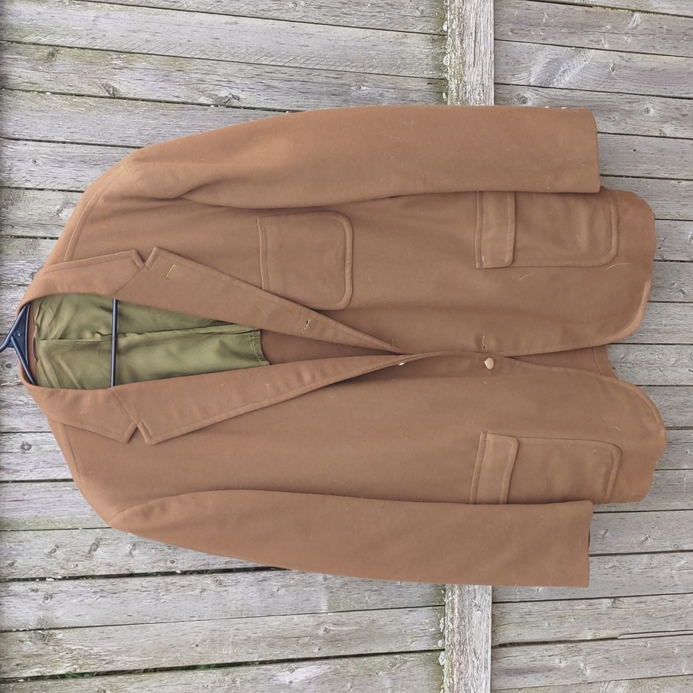 Elegant Tan Women's Blazer